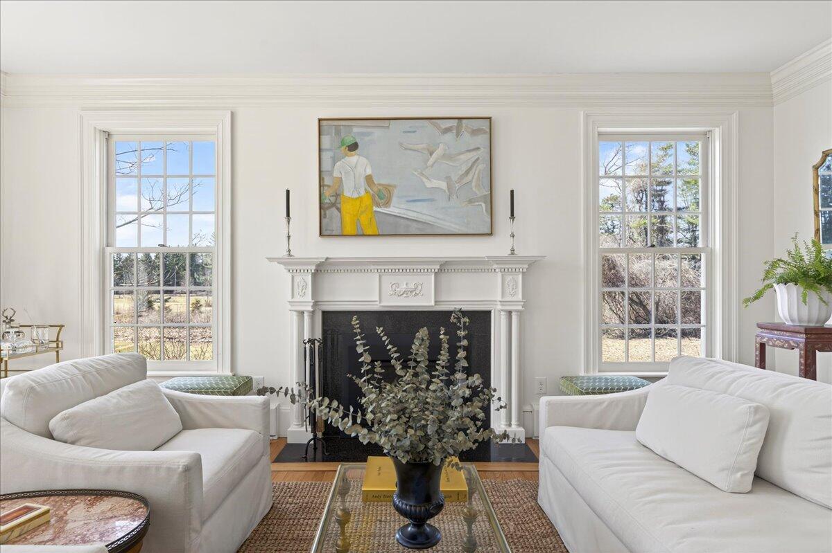 22 Royall Point Road Yarmouth, ME 04096 - Photo 14 of 106 Formal living room