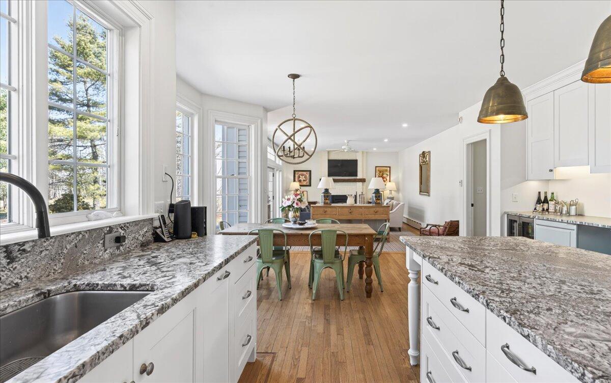 22 Royall Point Road Yarmouth, ME 04096 - Photo 27 of 106 Kitchen toward breakfast nook