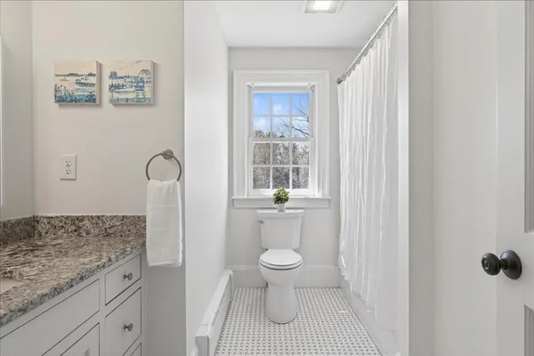 $2,745,000 | 22 Royall Point Road, Yarmouth, ME 04096