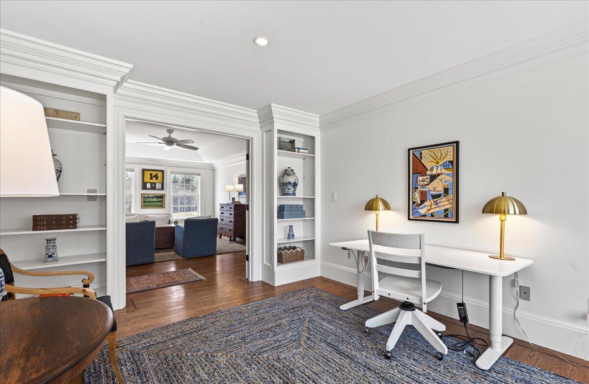 22 Royall Point Road Yarmouth, ME 04096 - Photo 54 of 106 Primary suite office