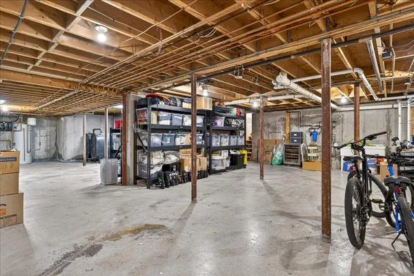 $2,745,000 | 22 Royall Point Road, Yarmouth, ME 04096