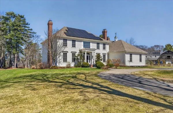 $2,745,000 | 22 Royall Point Road, Yarmouth, ME 04096