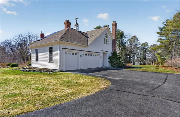 $2,745,000 | 22 Royall Point Road, Yarmouth, ME 04096