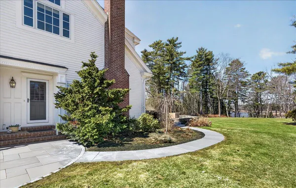 $2,745,000 | 22 Royall Point Road, Yarmouth, ME 04096