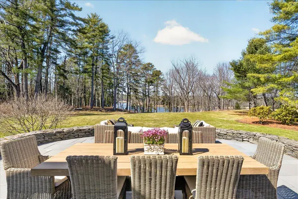 $2,745,000 | 22 Royall Point Road, Yarmouth, ME 04096