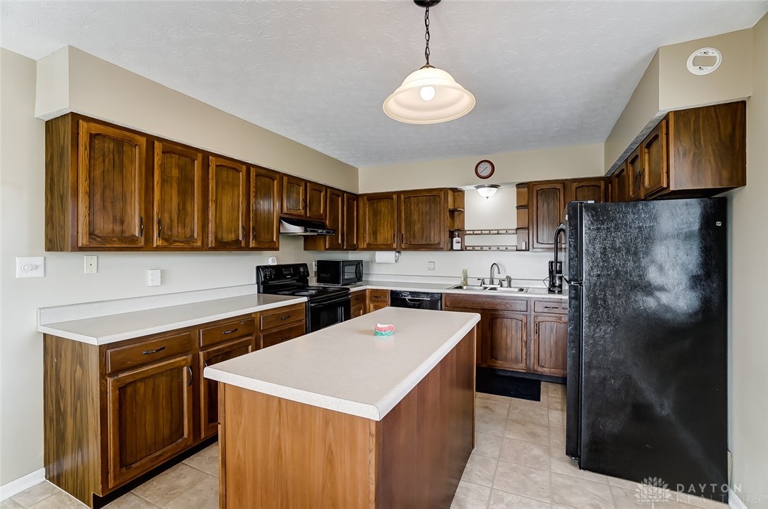 3001 Old Springfield Road Springfield, OH 45502 - Photo 24 of 68