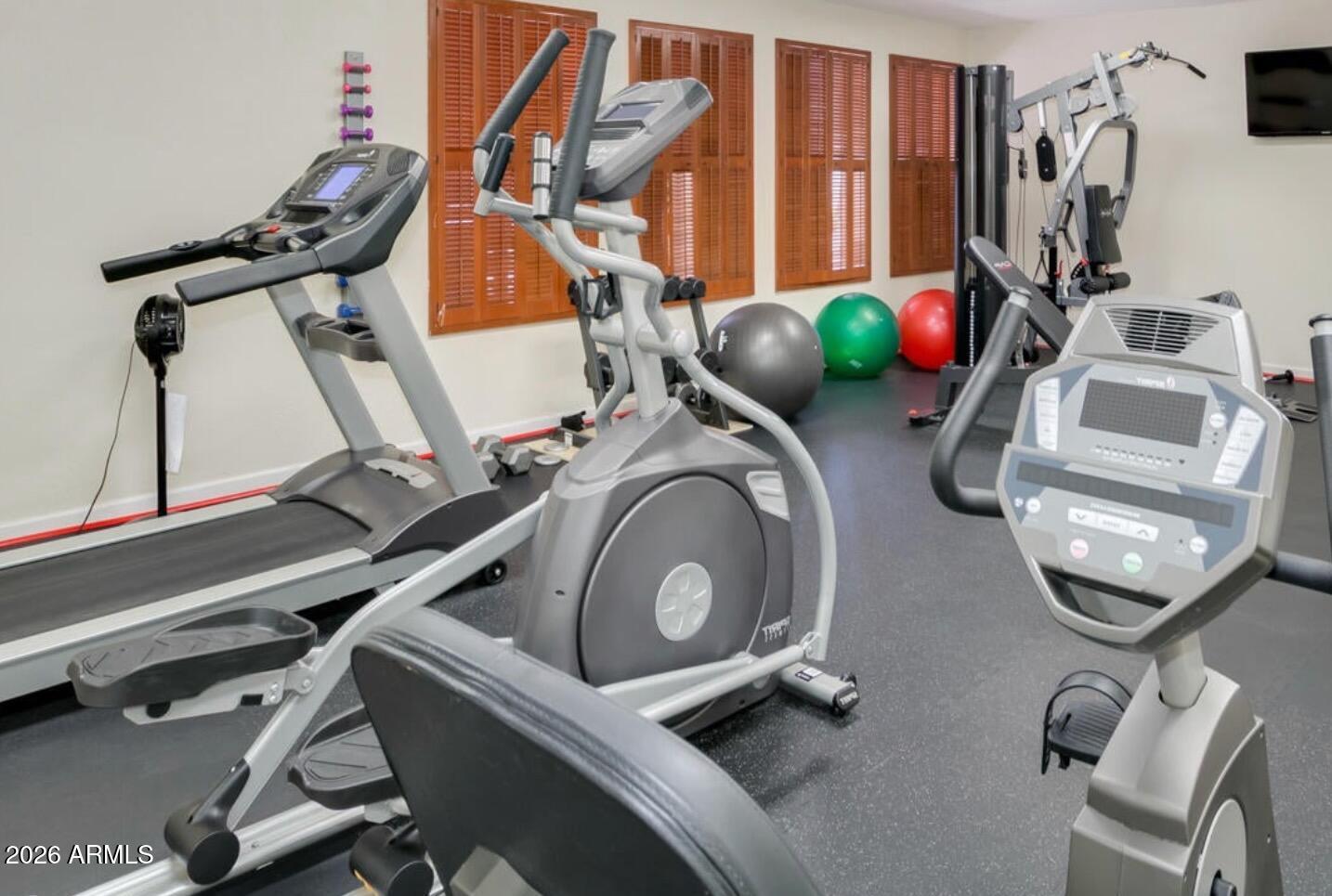 5760 North Scottsdale Road Paradise Valley, AZ 85253 - Photo 30 of 34 a view of a room with gym equipment