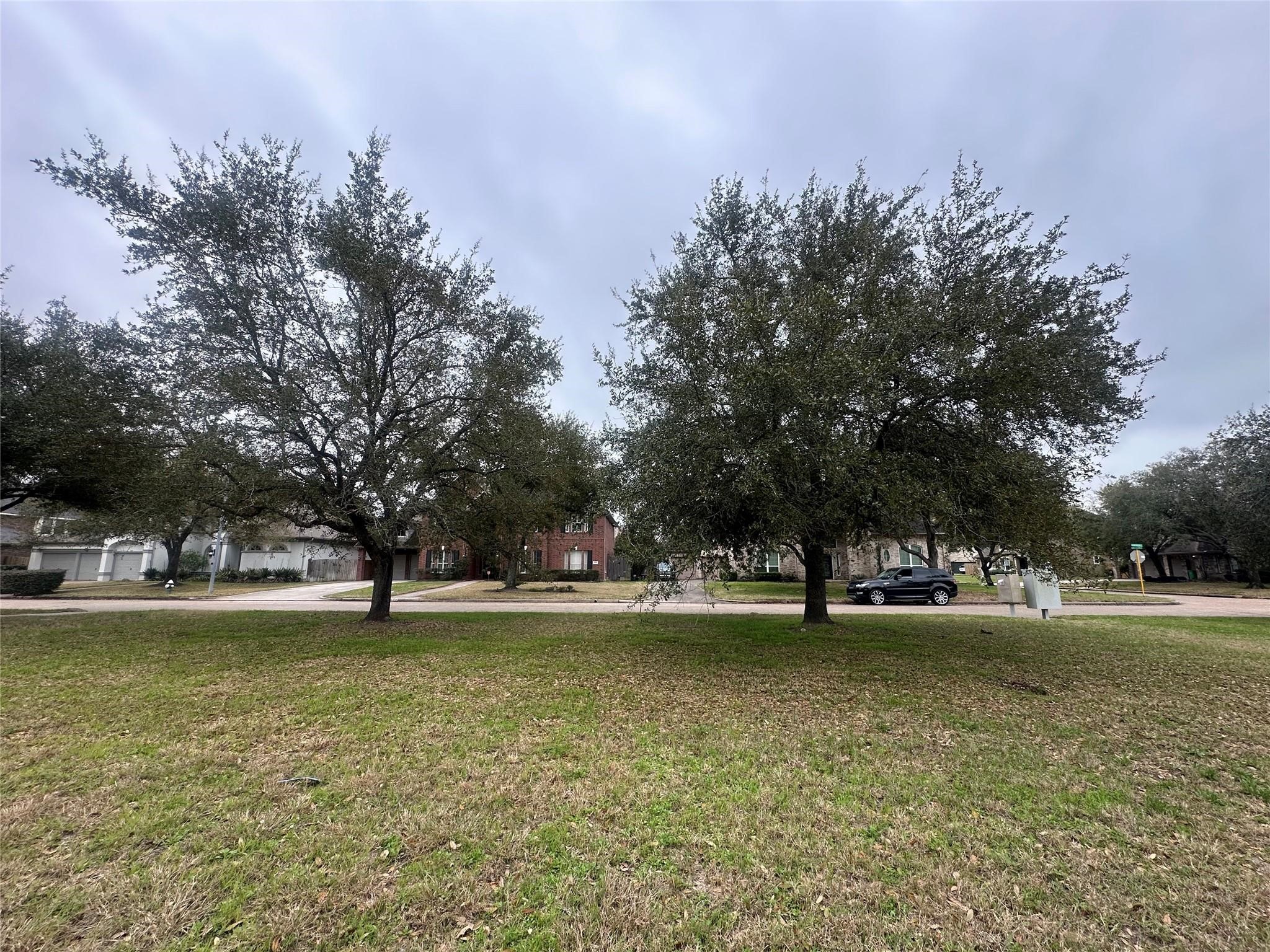 5322 Handbrook Drive Houston, TX 77069 - Photo 10 of 16 a view of a ocean view