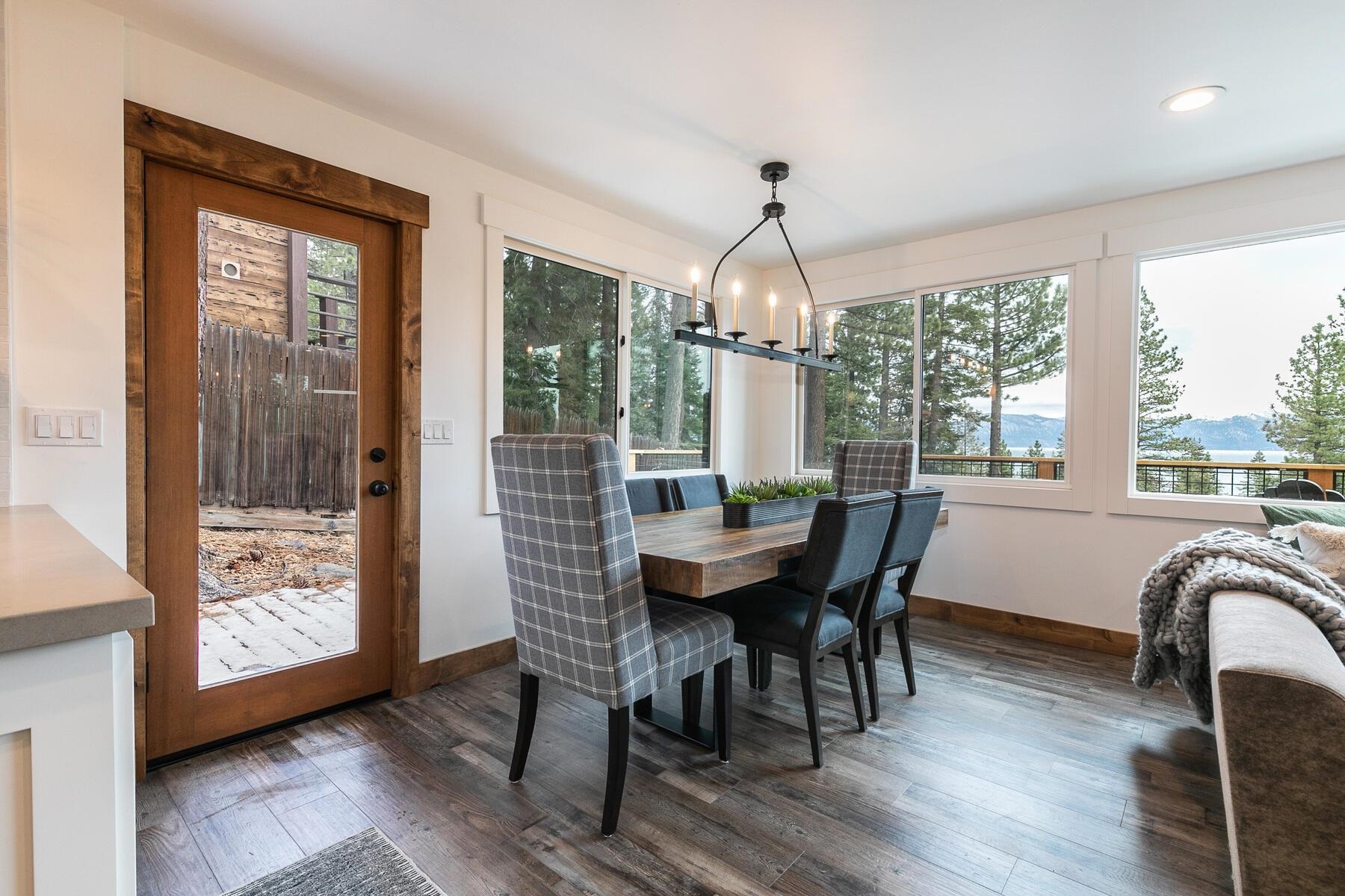 210 Old County Road Carnelian Bay, CA 96140 - Photo 7 of 21 Dining area