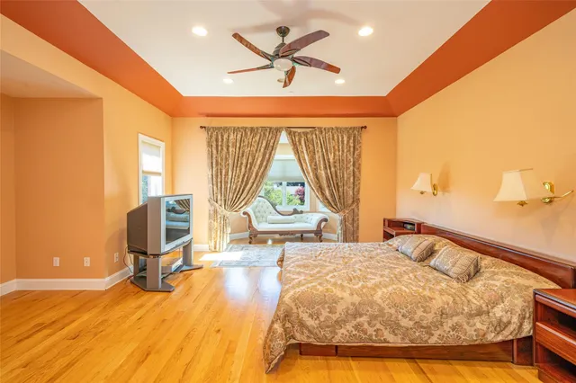 $2,299,999 | 3 Vandalay Court, Scarsdale, NY 10583