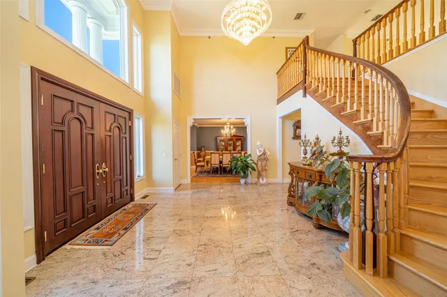 $2,299,999 | 3 Vandalay Court, Scarsdale, NY 10583