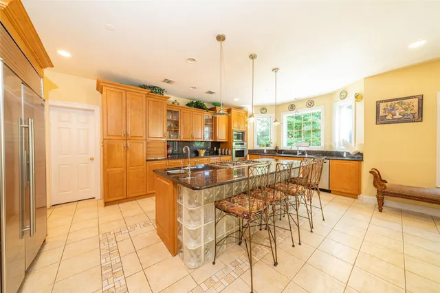 $2,299,999 | 3 Vandalay Court, Scarsdale, NY 10583