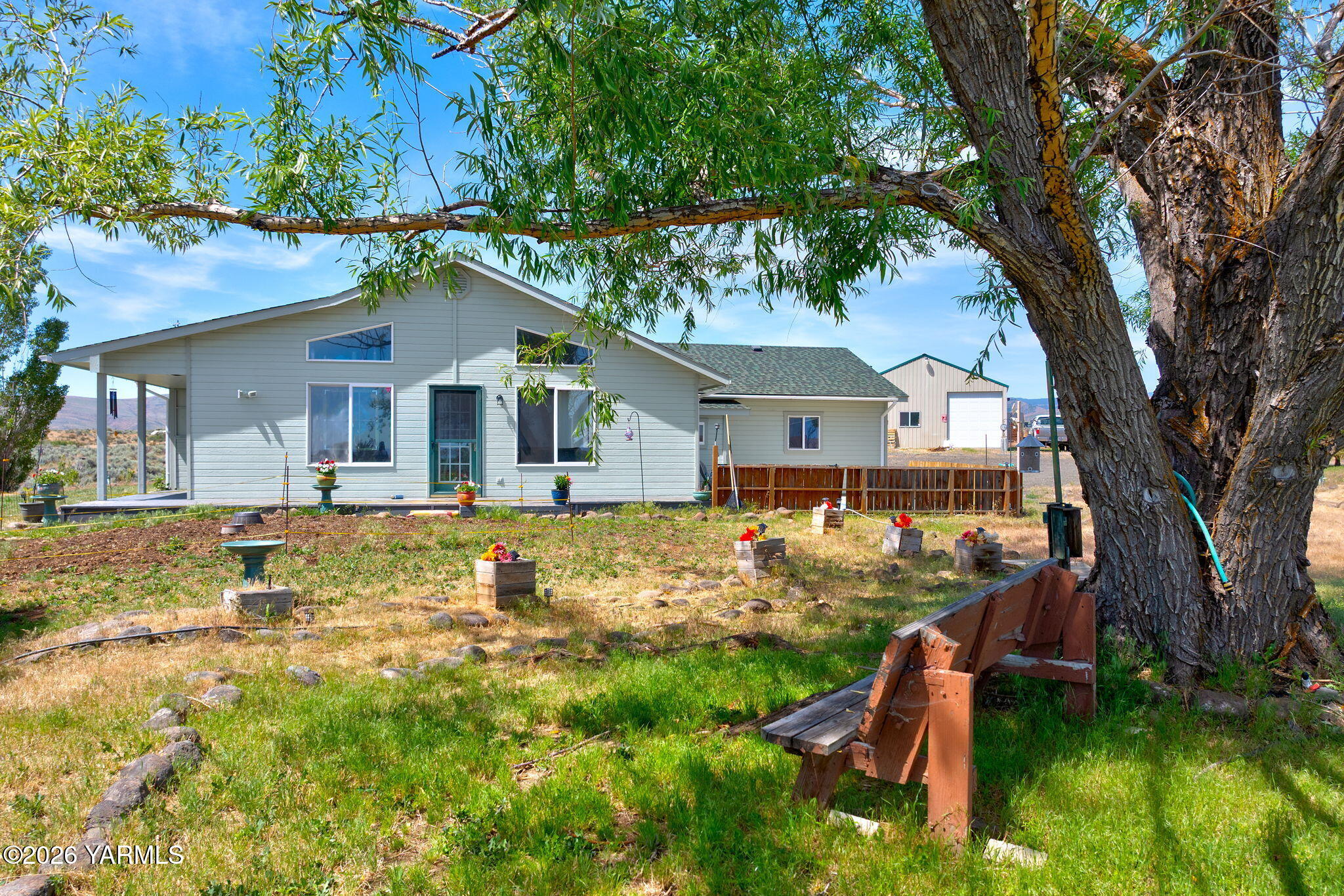 550 Red Tail Road Yakima, WA 98908 - Photo 5 of 41 550 Red Tail Rd