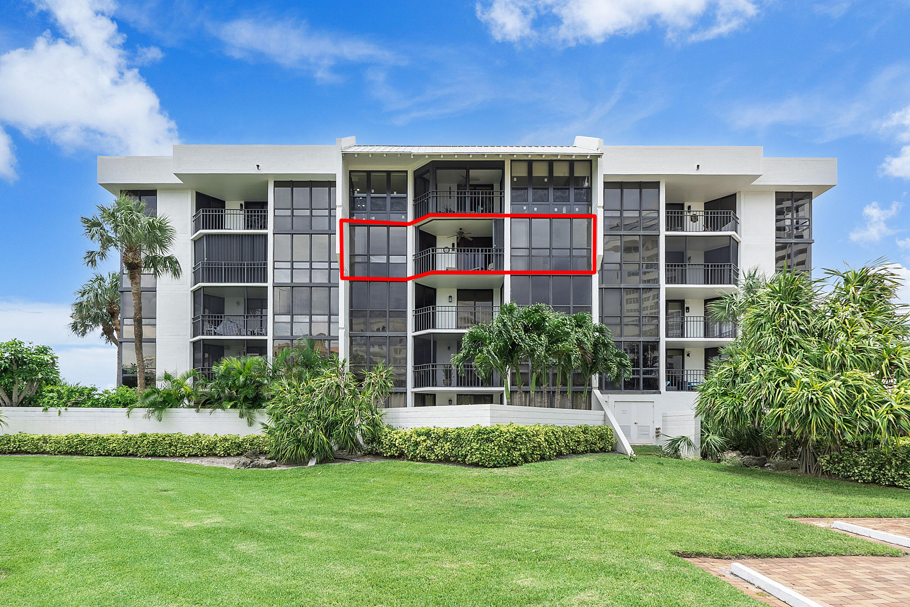 1901 South Ocean Boulevard, Unit 402 Boca Raton, FL 33432 - Photo 33 of 61 Apt 402