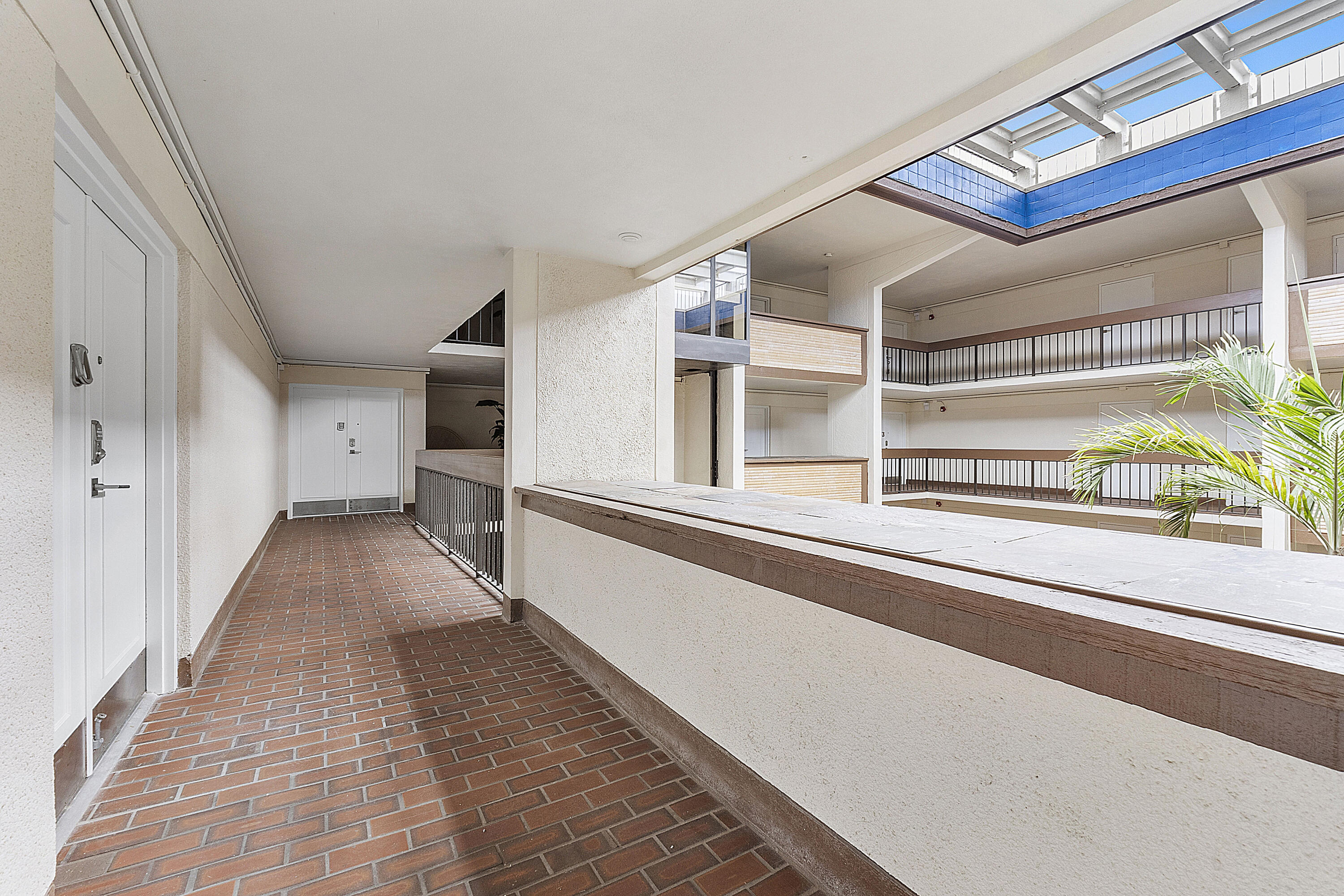 1901 South Ocean Boulevard, Unit 402 Boca Raton, FL 33432 - Photo 36 of 61 Entrance to 402