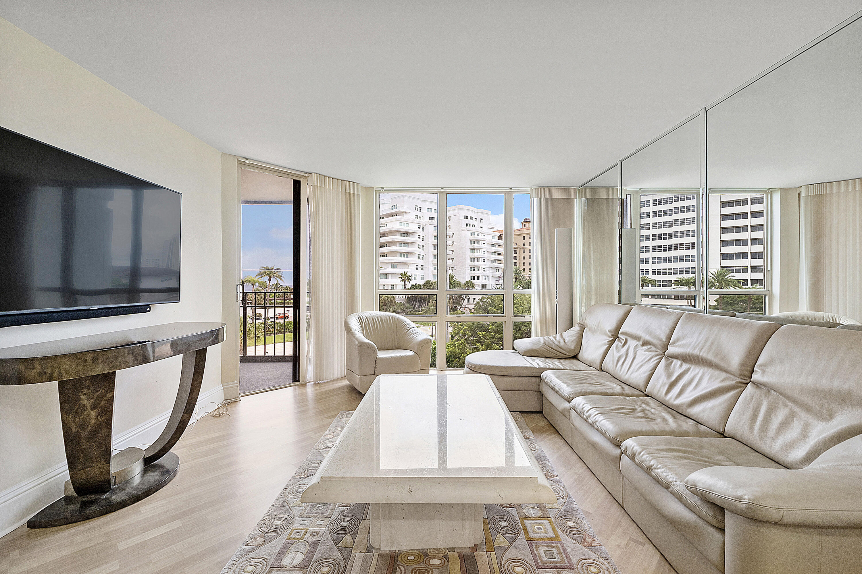 1901 South Ocean Boulevard, Unit 402 Boca Raton, FL 33432 - Photo 4 of 61 Living Area