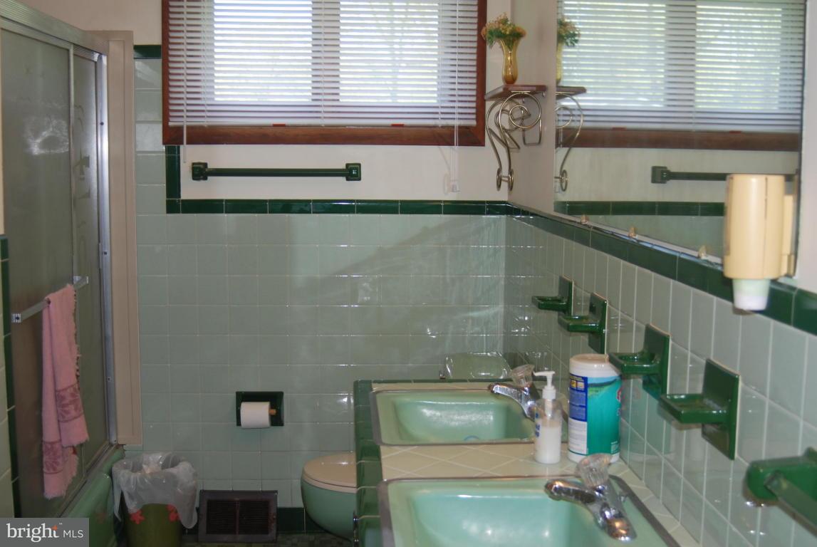 1164 Colebrook Road Middletown, PA 17057 - Photo 11 of 17 Gallery Image 11