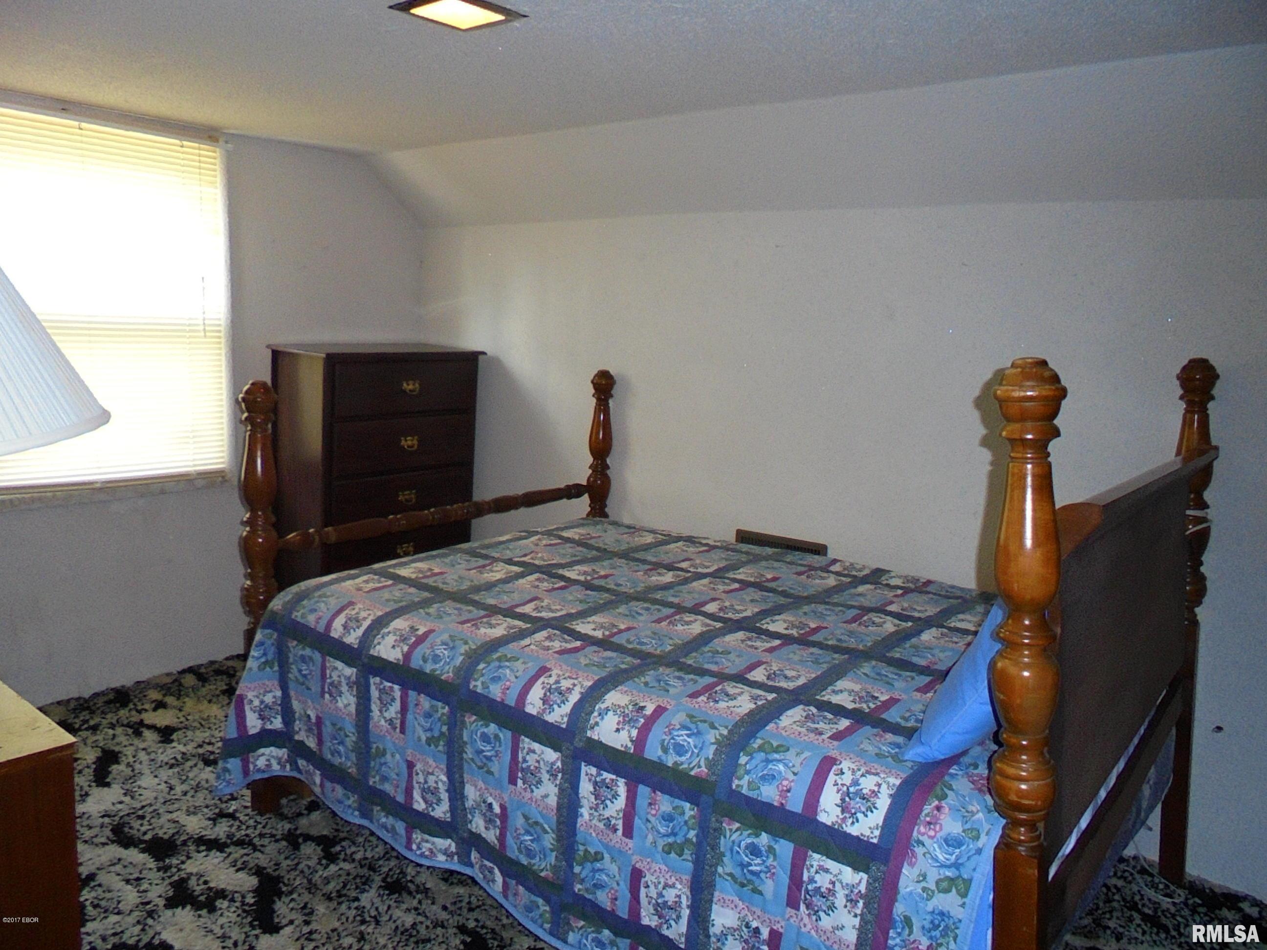 405 South Shaw Street Harrisburg, IL 62946 - Photo 19 of 28