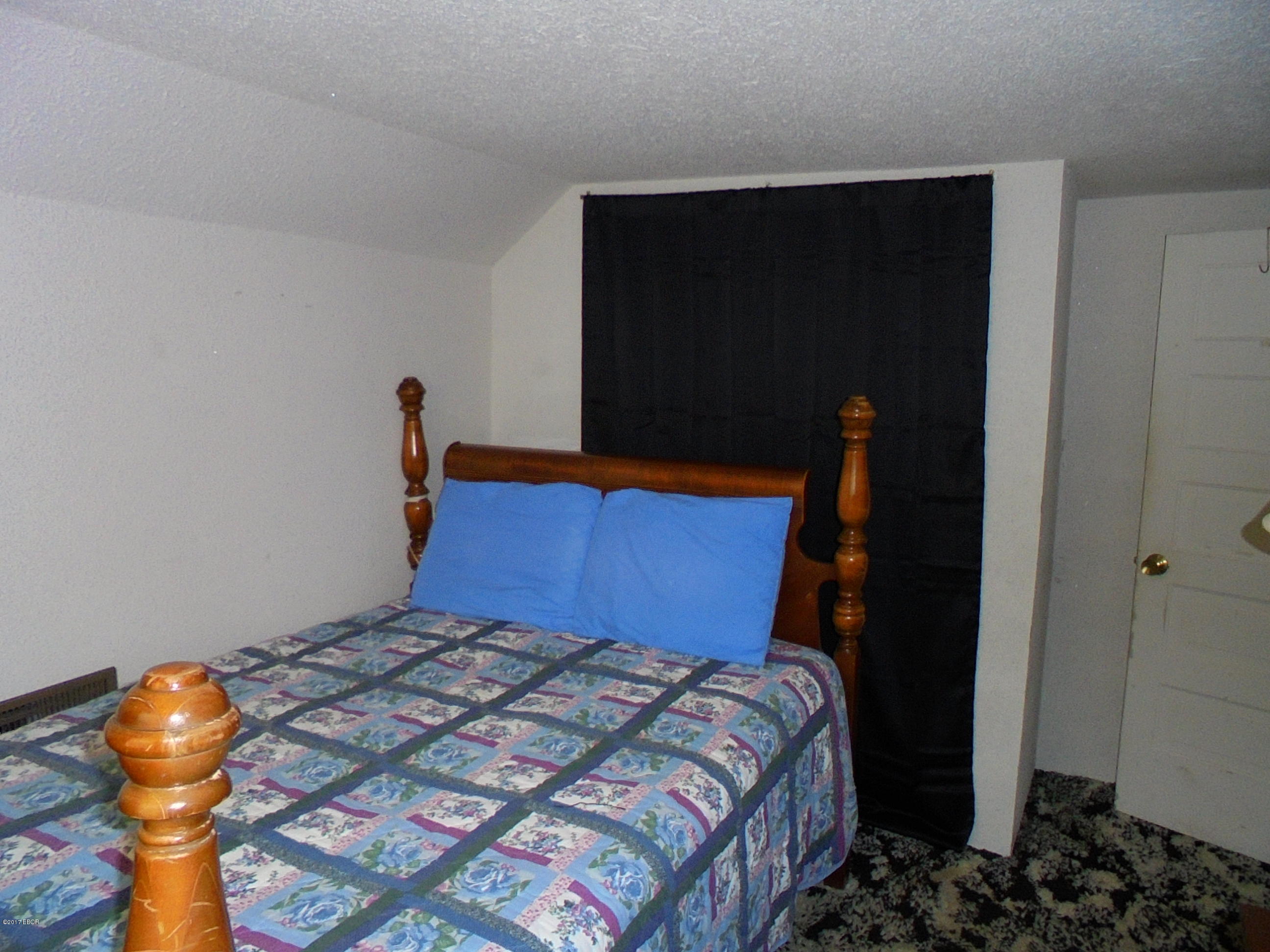 405 South Shaw Street Harrisburg, IL 62946 - Photo 20 of 28