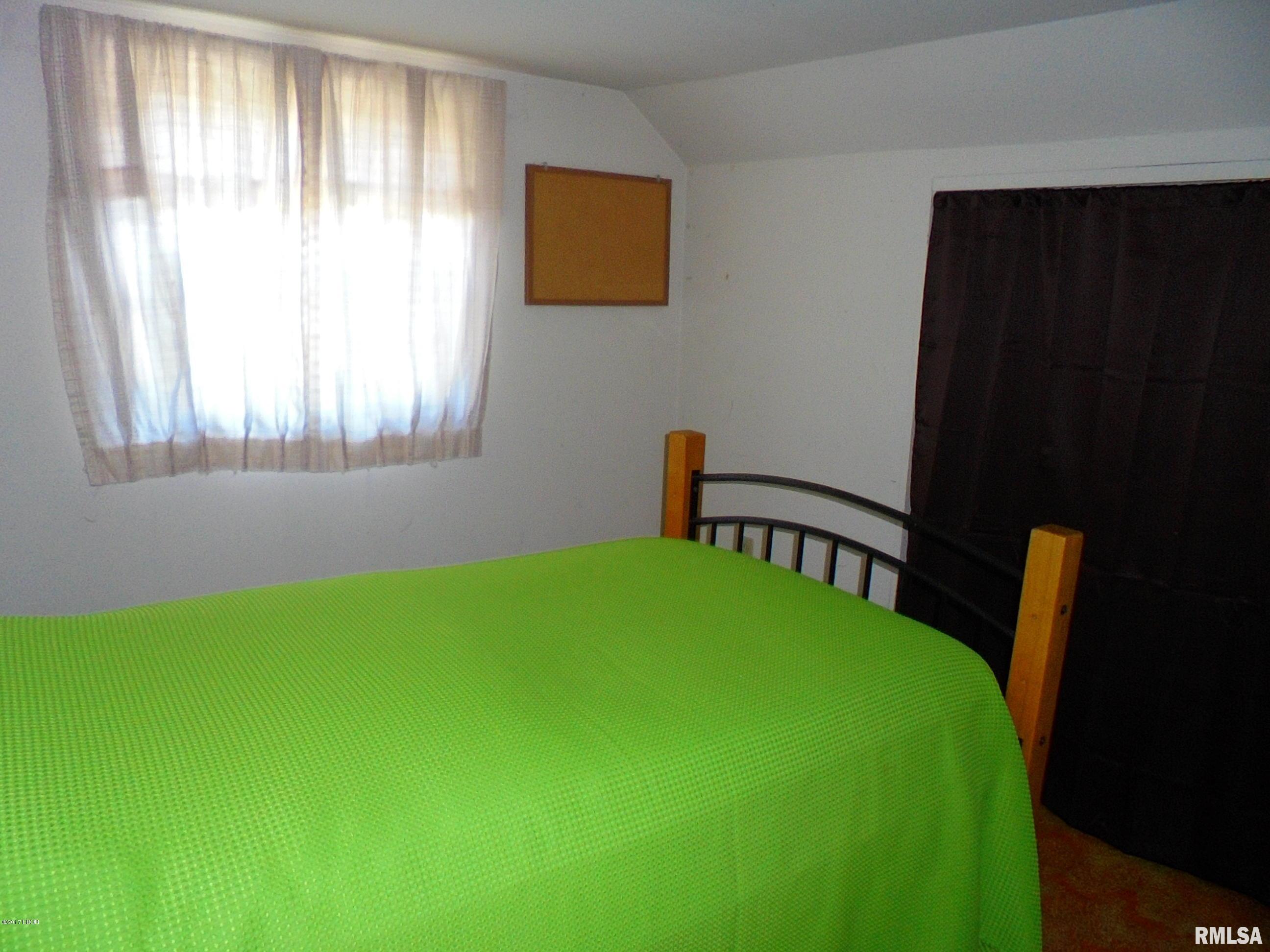 405 South Shaw Street Harrisburg, IL 62946 - Photo 22 of 28