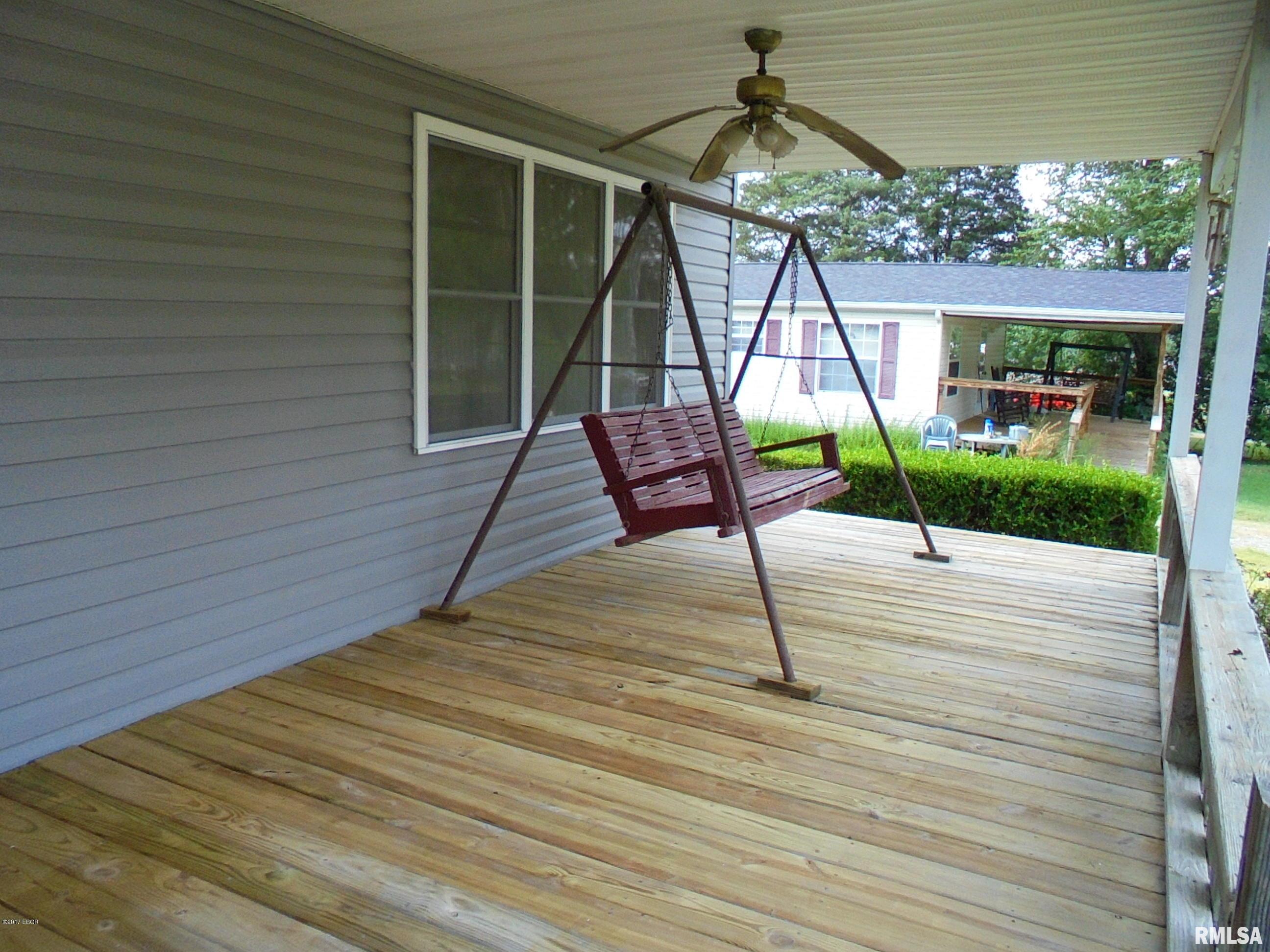 405 South Shaw Street Harrisburg, IL 62946 - Photo 26 of 28