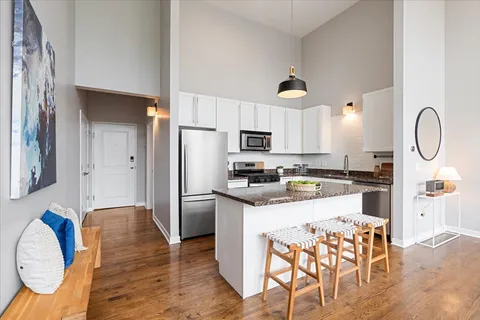 $479,900 | 2065 North Kedzie Avenue, Unit 327, Chicago, IL 60647