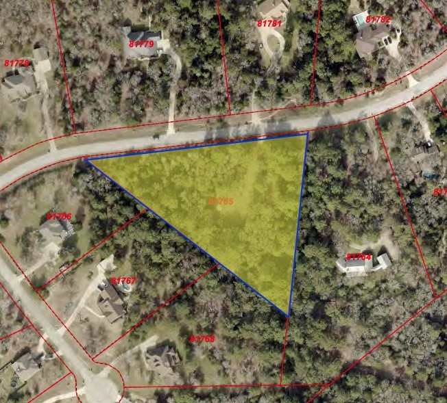 147 Arbors Circle Elgin, TX 78621 - Photo 5 of 5 a view of small pool