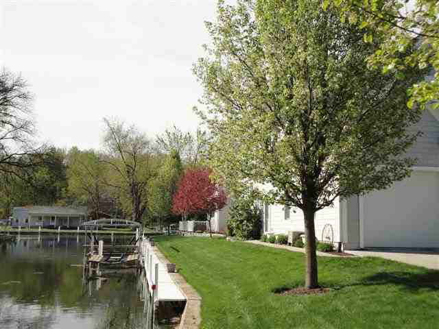 8213 East North Road Syracuse, IN 46567 - Photo 24 of 25 Gallery Image 24