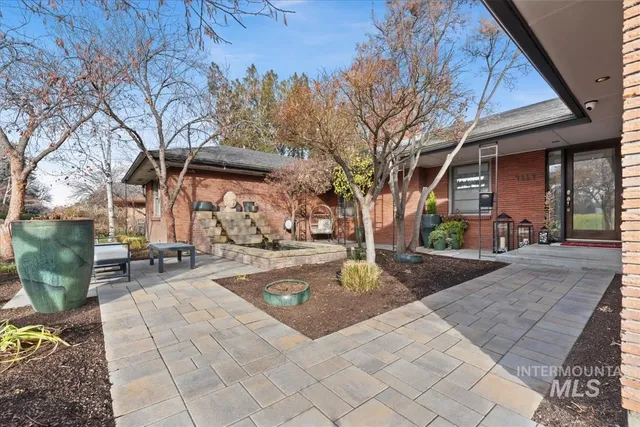 $1,799,900 | 4814 Roberts Road, Boise, ID 83705