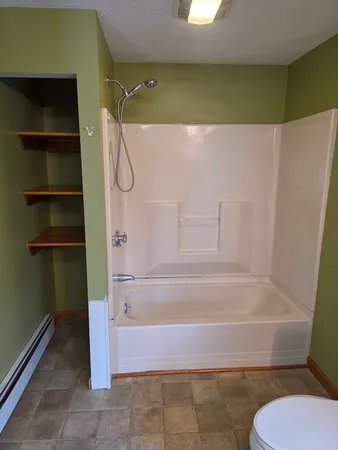 $2,500 | 11 Pearl Street, Unit 3, Middleboro, MA 02346