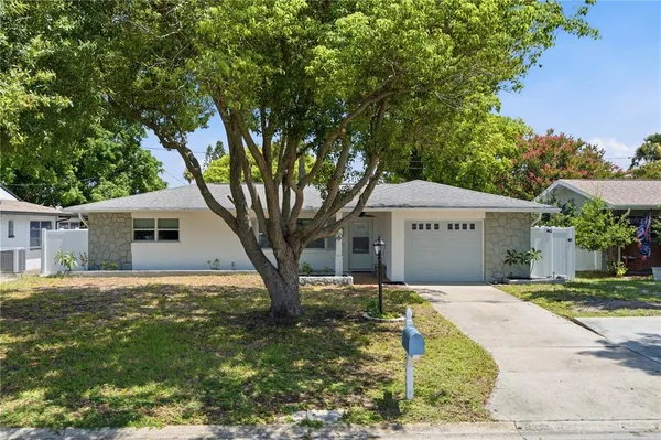 $435,000 | 2190 Scotland Drive, Clearwater, FL 33763