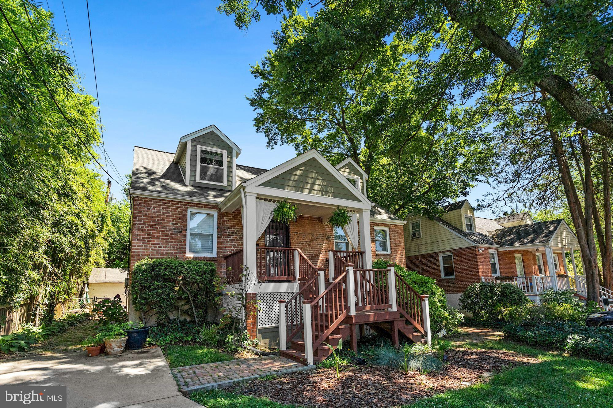 6522 Cedar Lane Falls Church, VA 22042 - Photo 1 of 32