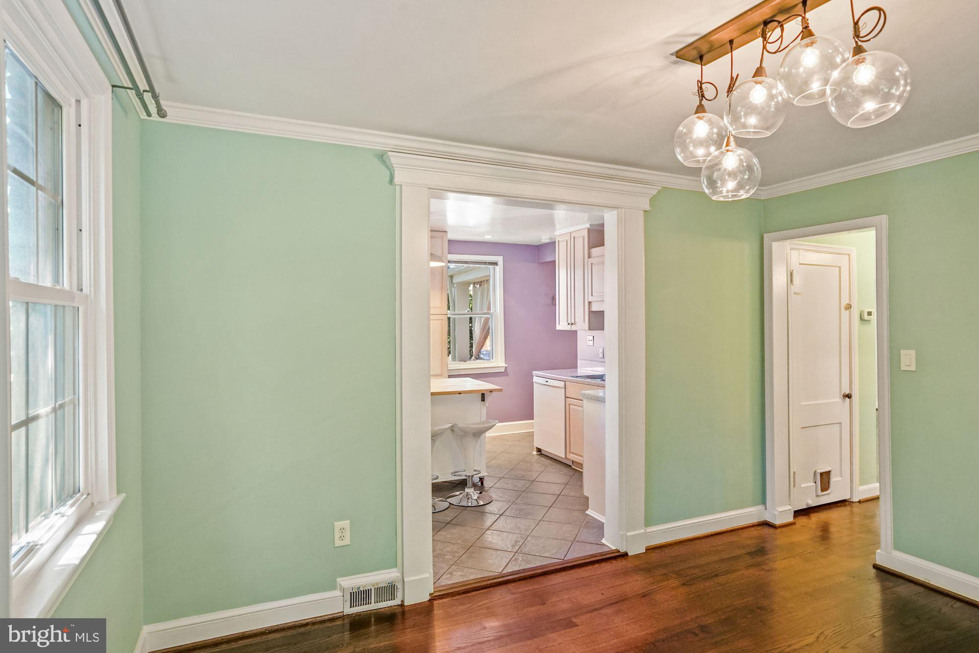 6522 Cedar Lane Falls Church, VA 22042 - Photo 11 of 32