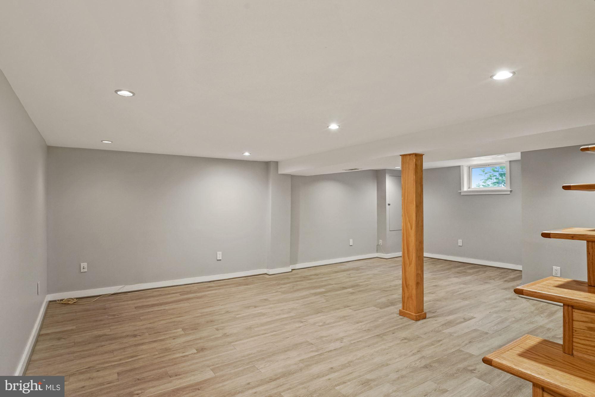 6522 Cedar Lane Falls Church, VA 22042 - Photo 24 of 32