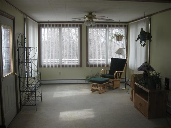 177 Lexington Road Dracut, MA 01826 - Photo 3 of 17 Gallery Image 3