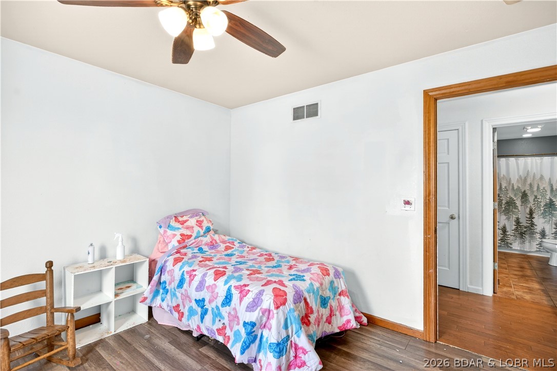 132 Hunters Ridge Road Camdenton, MO 65020 - Photo 14 of 44 Bedroom 1