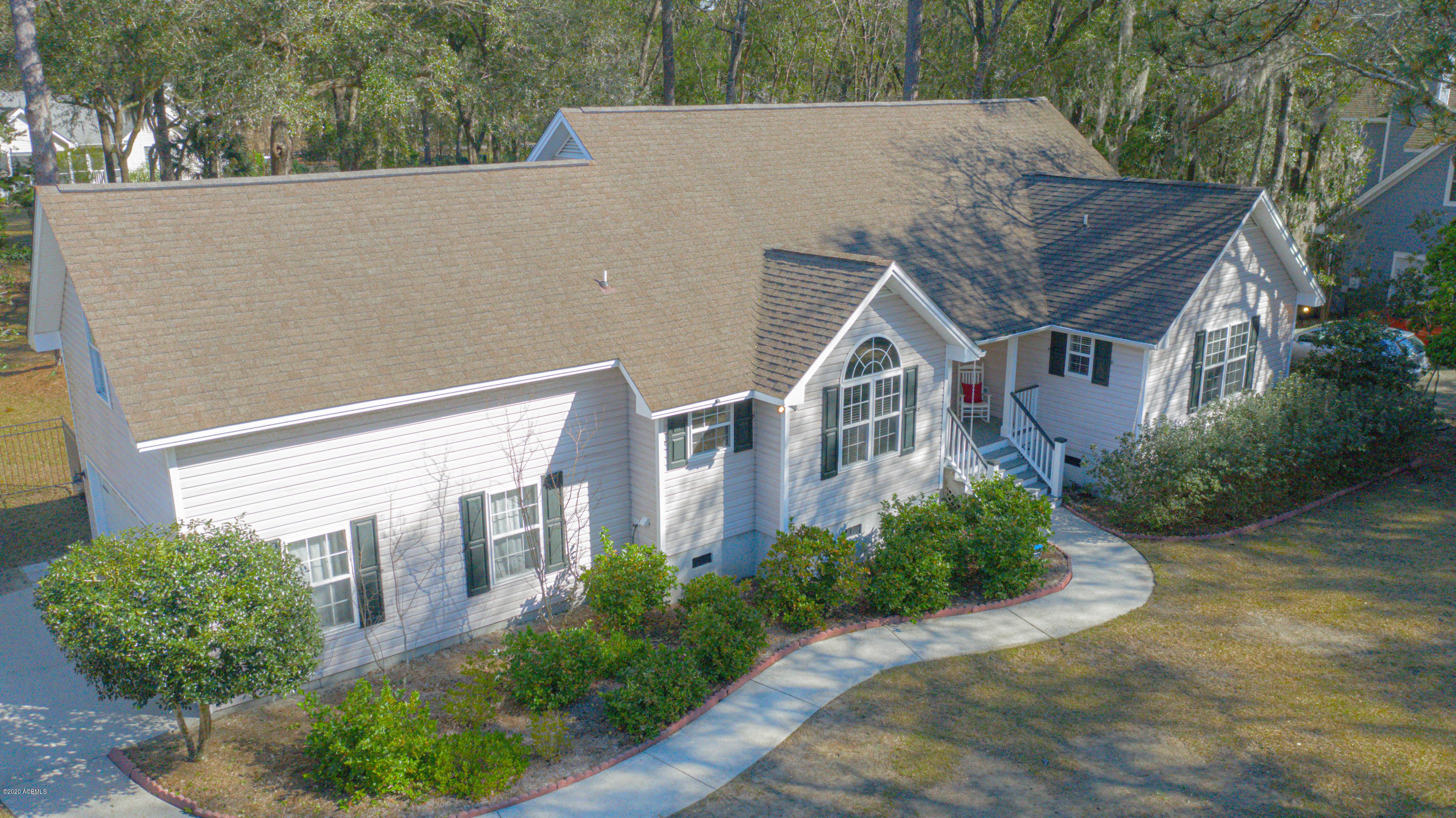 38 Walling Grove Road Beaufort, SC 29907 - Photo 3 of 29 38 Walling Grove_Outside_4
