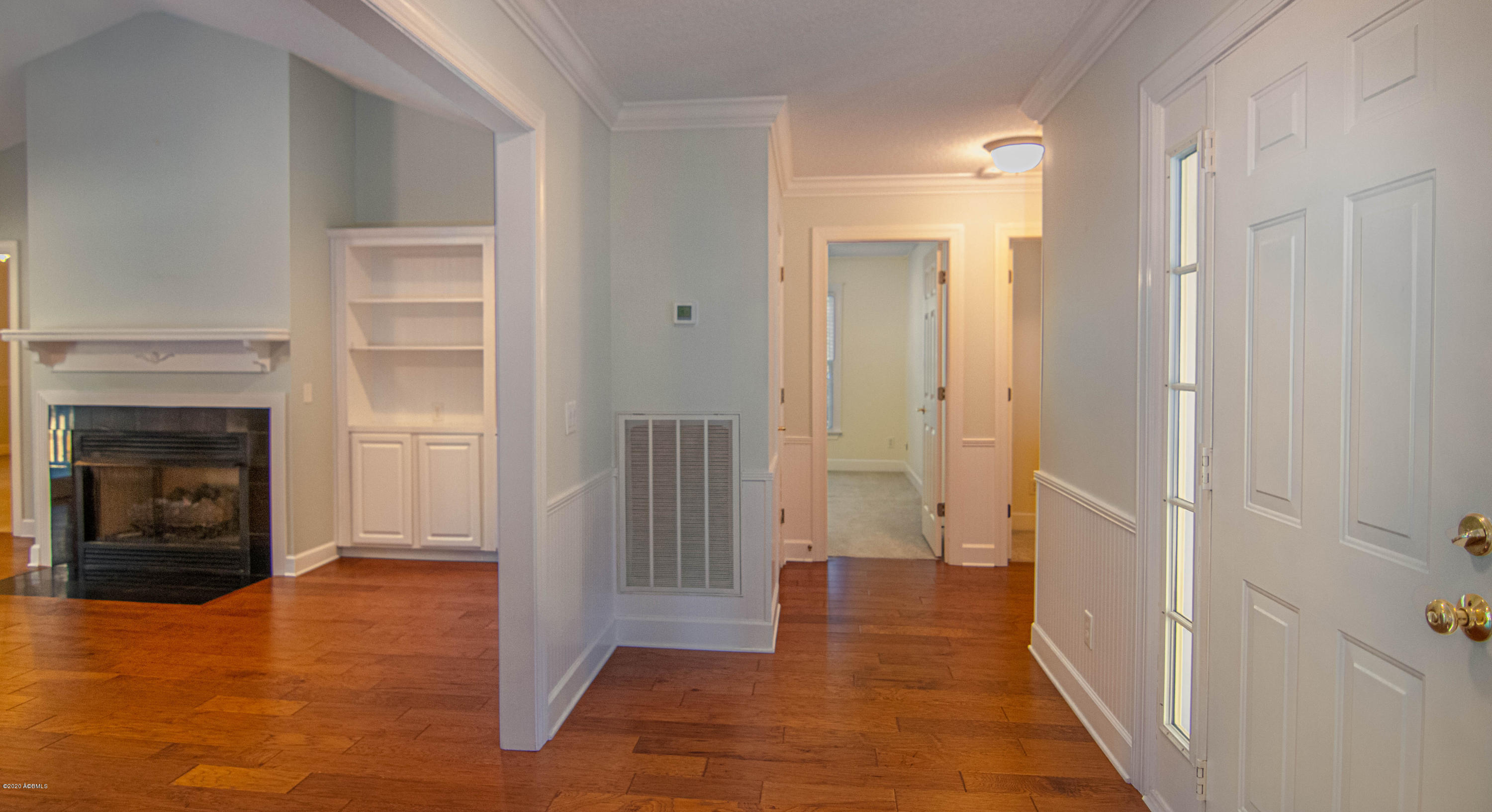 38 Walling Grove Road Beaufort, SC 29907 - Photo 8 of 29 38 Walling Grove_Hallway