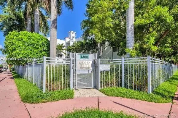 $2,100 | 1300 Pennsylvania Avenue, Unit 204, Miami Beach, FL 33139