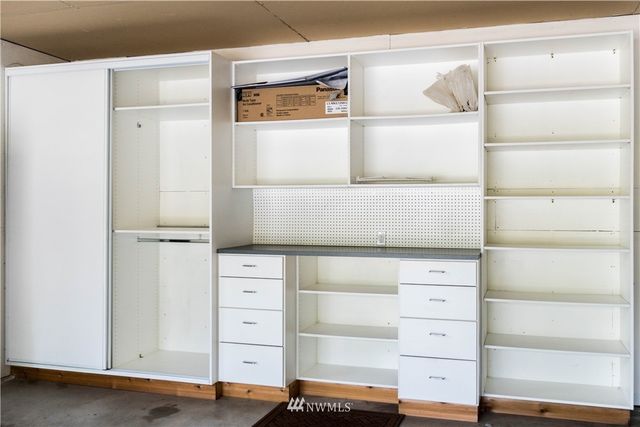 $570,000 | 15331 75th Avenue Northeast, Kenmore, WA 98028