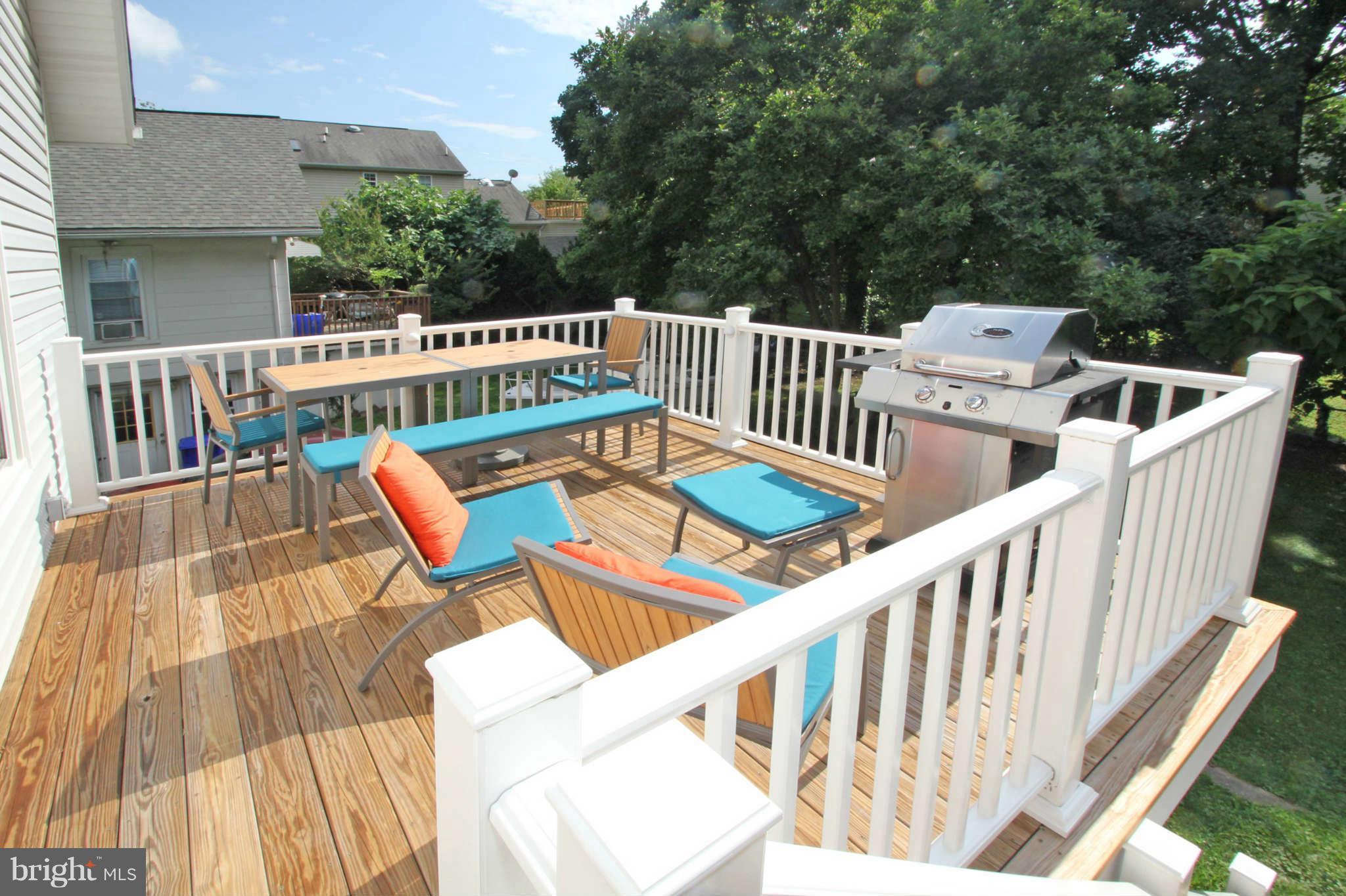 8104 Carroll Lane Silver Spring, MD 20910 - Photo 21 of 28 Enjoy the outdoors