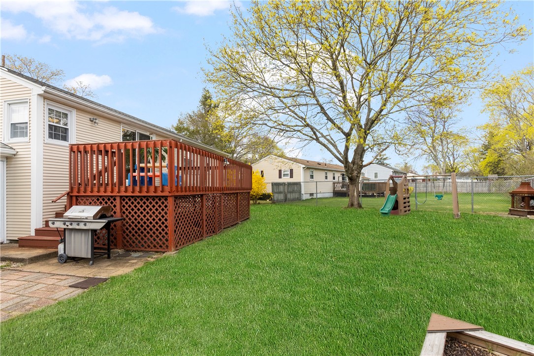 58 Welch Road Warwick, RI 02889 - Photo 22 of 33 Deck/Yard