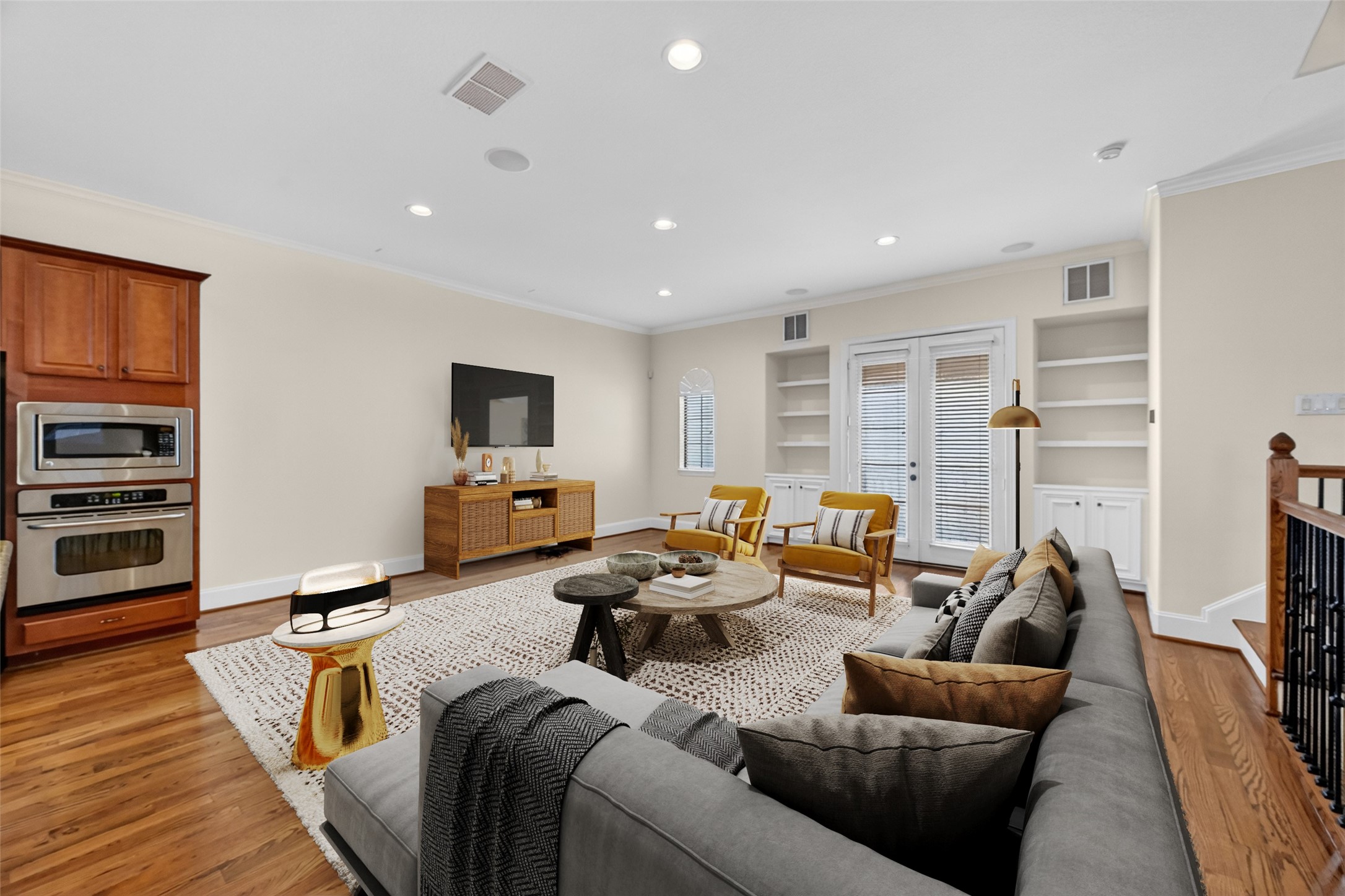 5305 Lillian Street, Unit B Houston, TX 77007 - Photo 11 of 32 Photo is virtually staged.