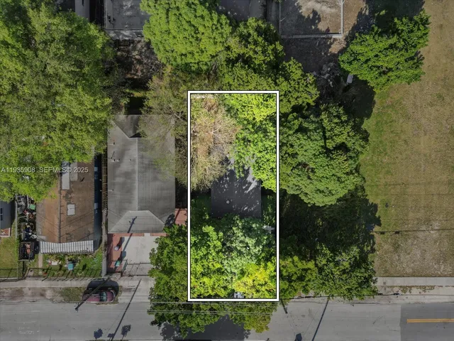 $3,000 | 1829 Northwest 62nd Terrace, Miami, FL 33147