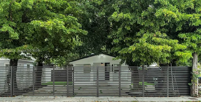 $3,000 | 1829 Northwest 62nd Terrace, Miami, FL 33147