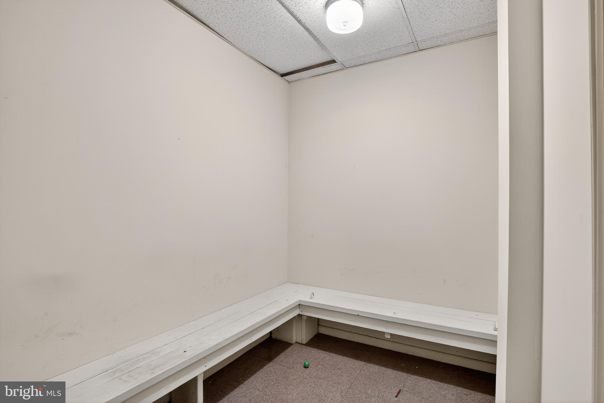 1259 North 10th Street Reading, PA 19604 - Photo 7 of 36 a view of room