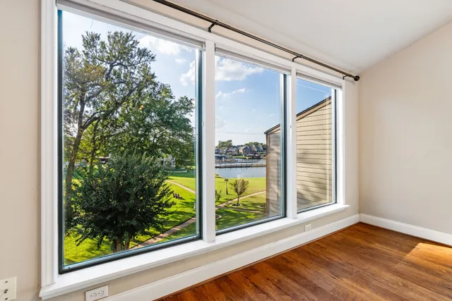 $184,000 | 204 Lakeview Terrace, Unit G, Conroe, TX 77356