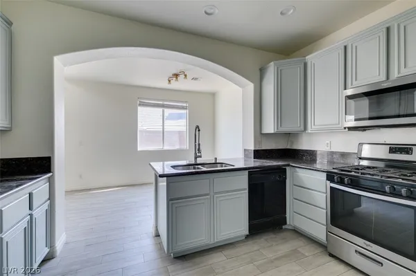 $1,900 | 972 Paisley Street, Las Vegas, NV 89145