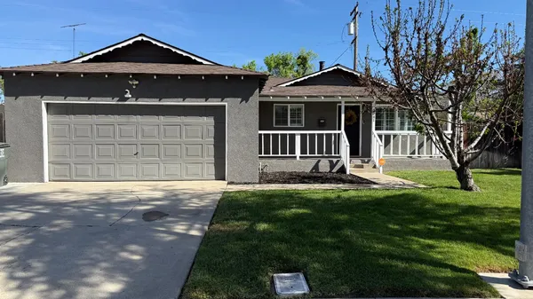 $440,000 | 2041 Wally Court, Modesto, CA 95350