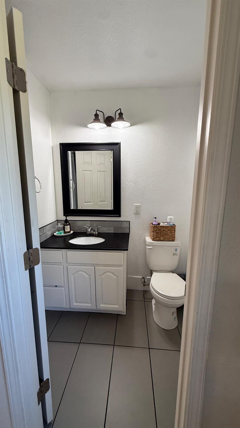 2041 Wally Court Modesto, CA 95350 - Photo 14 of 20